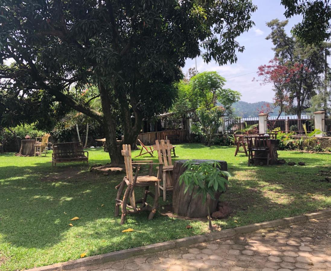 Kivu Beach Garden Гісеньї Екстер'єр фото