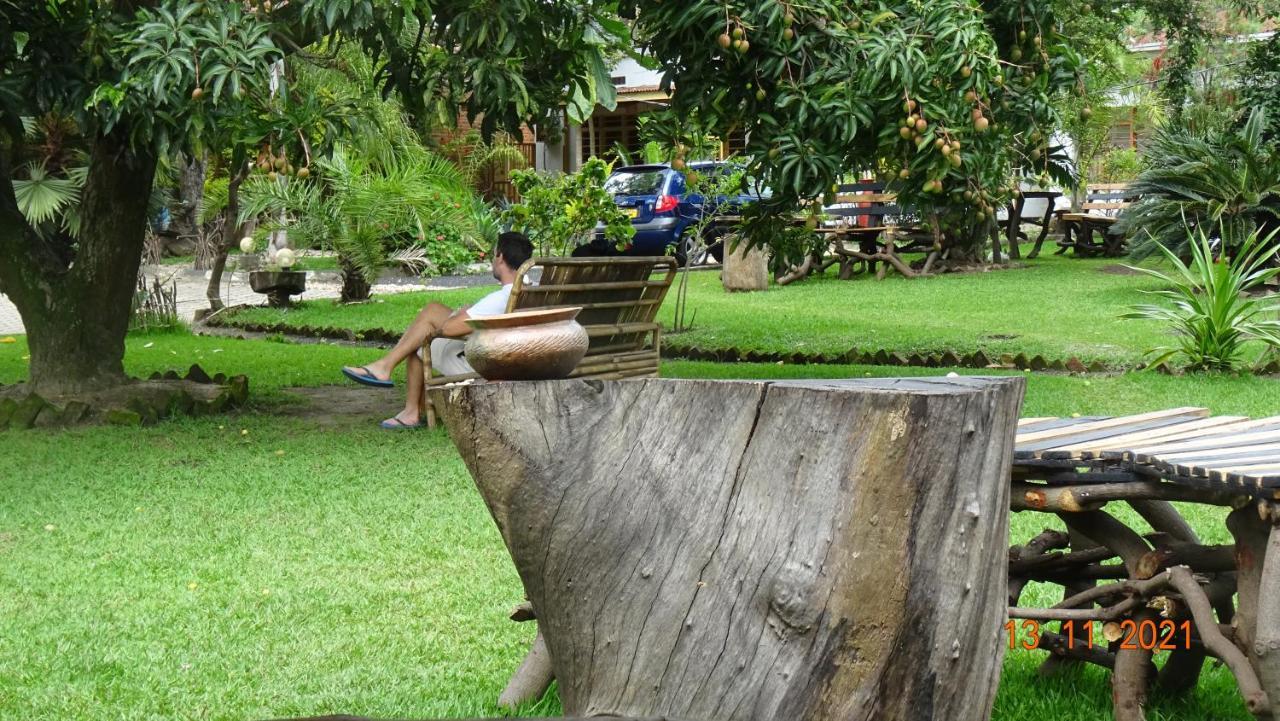 Kivu Beach Garden Гісеньї Екстер'єр фото