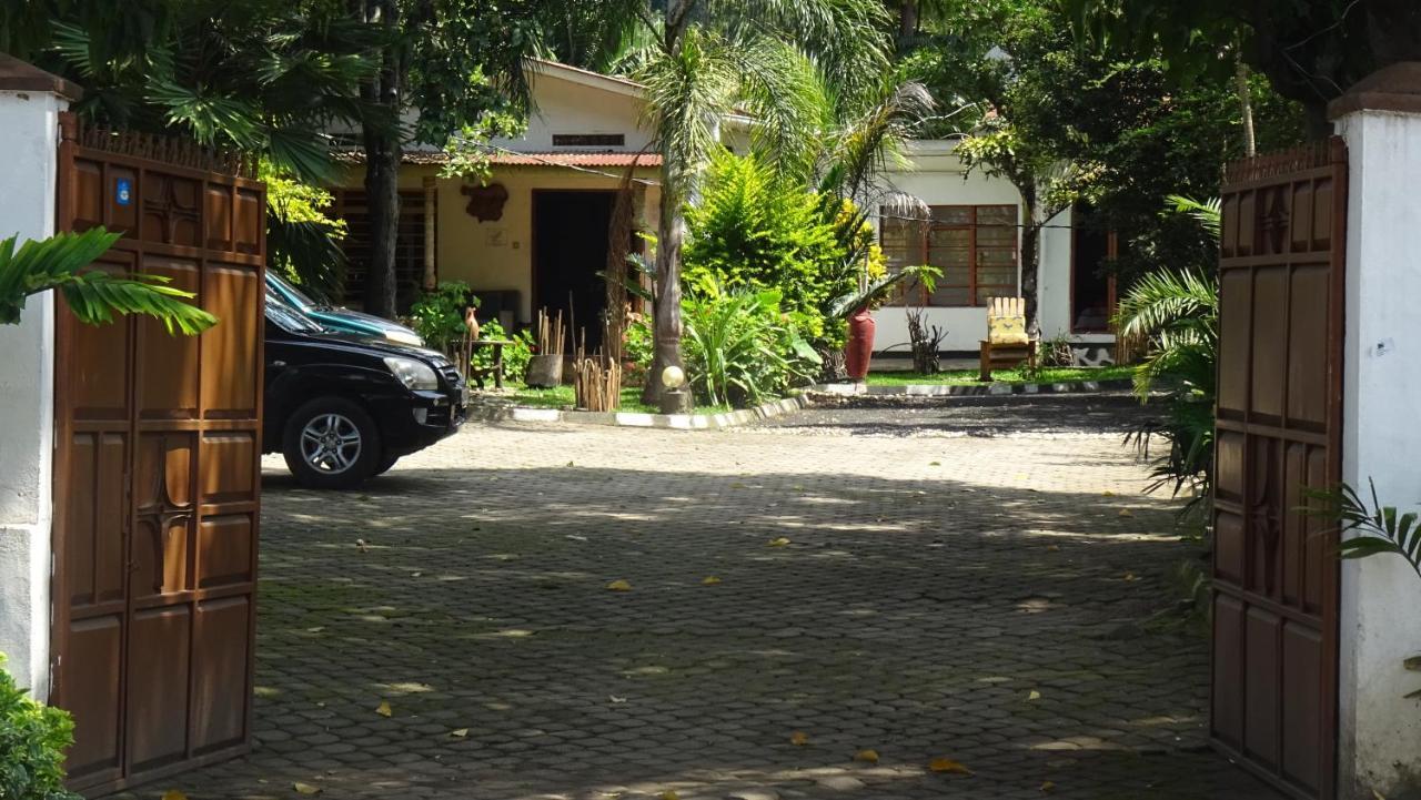 Kivu Beach Garden Гісеньї Екстер'єр фото