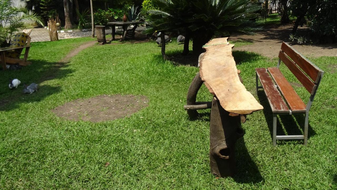 Kivu Beach Garden Гісеньї Екстер'єр фото