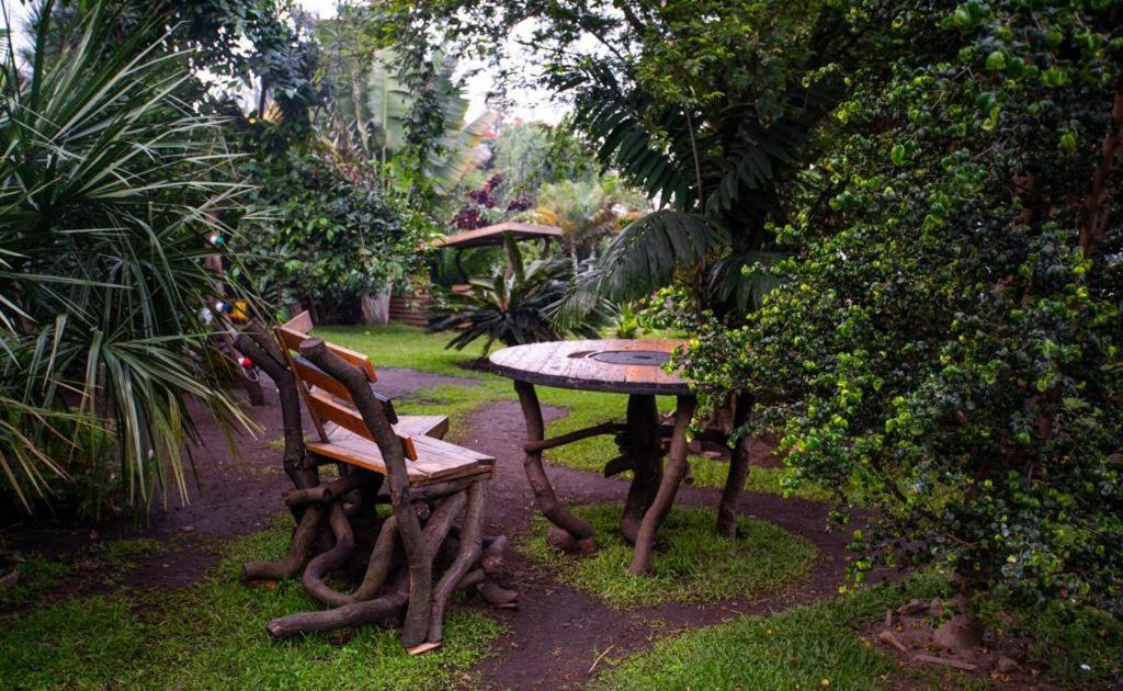 Kivu Beach Garden Гісеньї Екстер'єр фото
